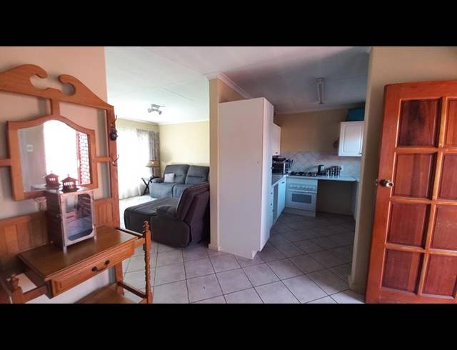 2 BEDROOM PROPERTY TO RENT IN ROOIHUISKRAAL NORTH